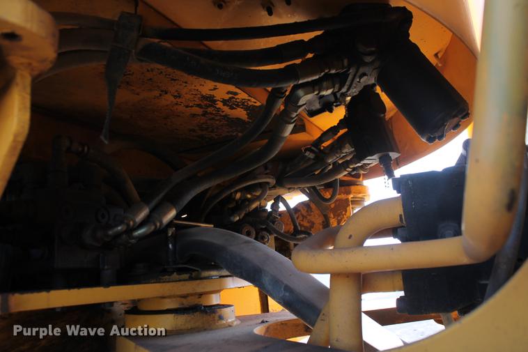 image for item DD4994 2004 Volvo L150E wheel loader