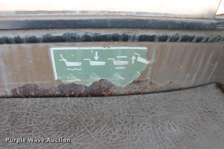 image for item DD5225 1993 Caterpillar D400D articulated haul truck