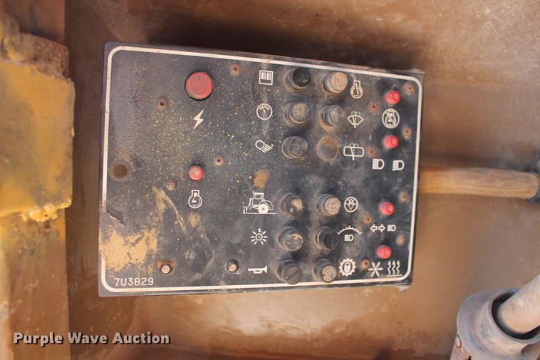 image for item DD5225 1993 Caterpillar D400D articulated haul truck