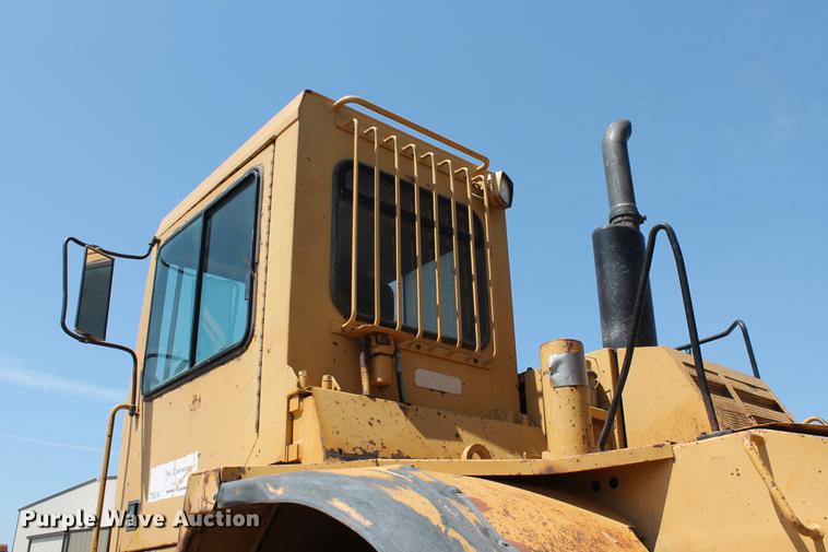 image for item DD5225 1993 Caterpillar D400D articulated haul truck