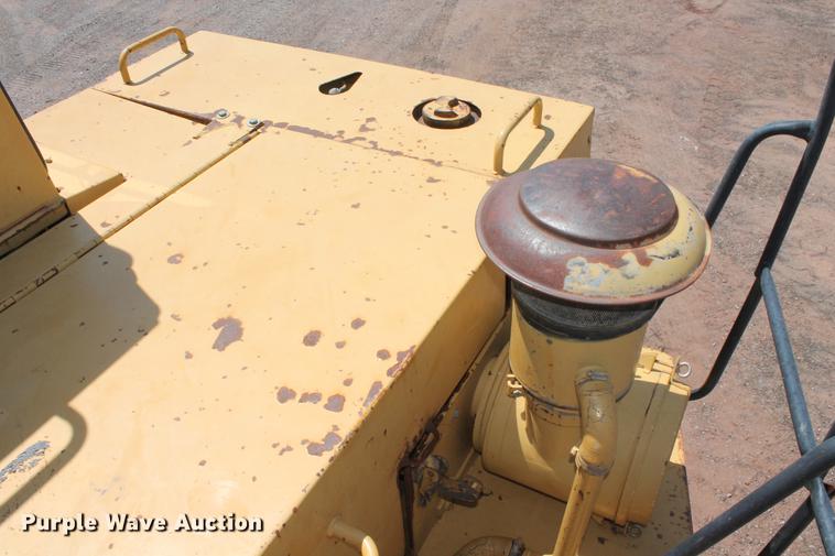 image for item DD5225 1993 Caterpillar D400D articulated haul truck