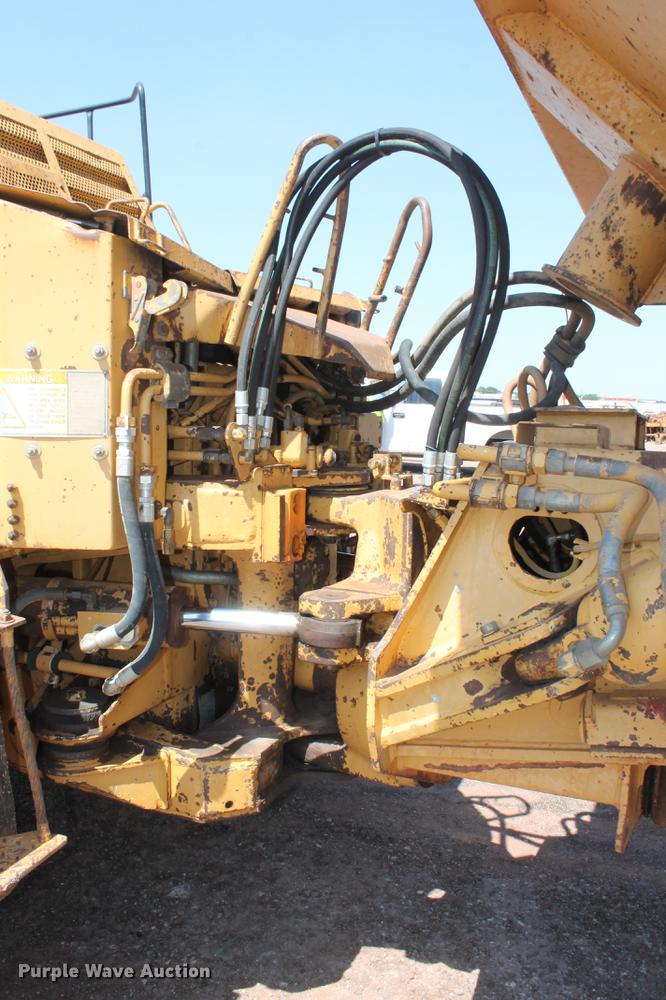 image for item DD5225 1993 Caterpillar D400D articulated haul truck