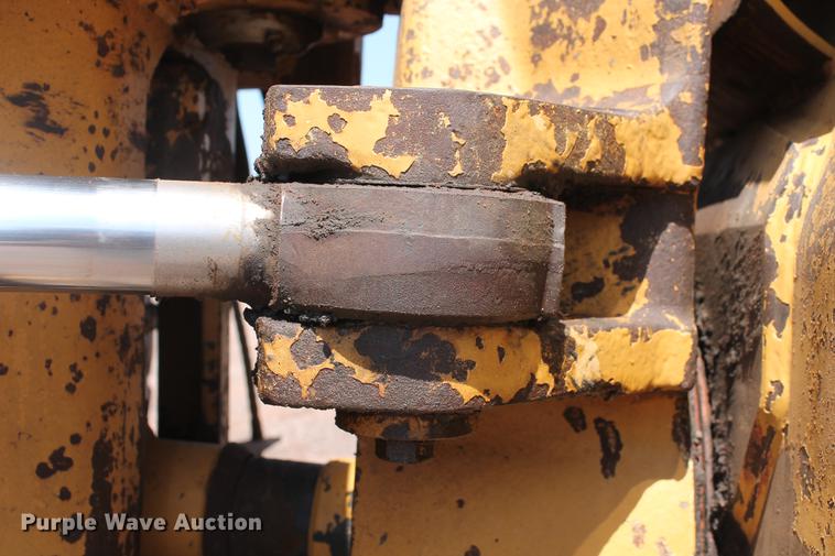 image for item DD5225 1993 Caterpillar D400D articulated haul truck