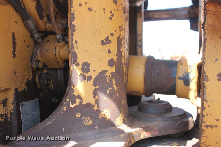 image for item DD5225 1993 Caterpillar D400D articulated haul truck