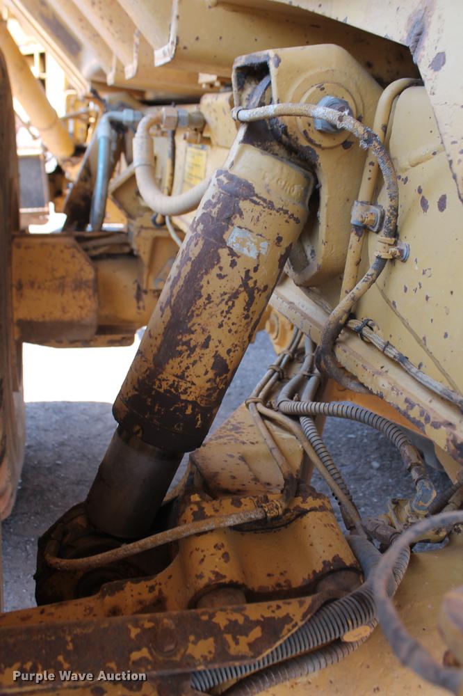 image for item DD5225 1993 Caterpillar D400D articulated haul truck