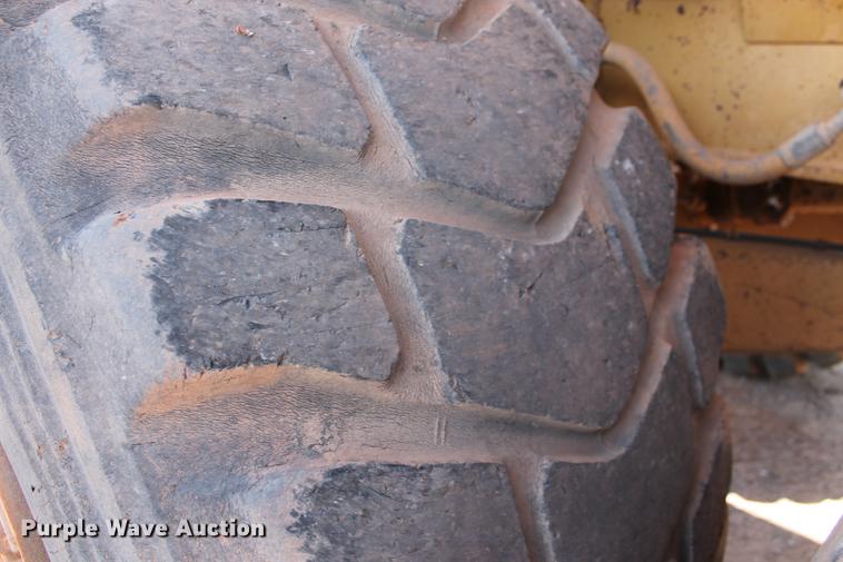 image for item DD5225 1993 Caterpillar D400D articulated haul truck