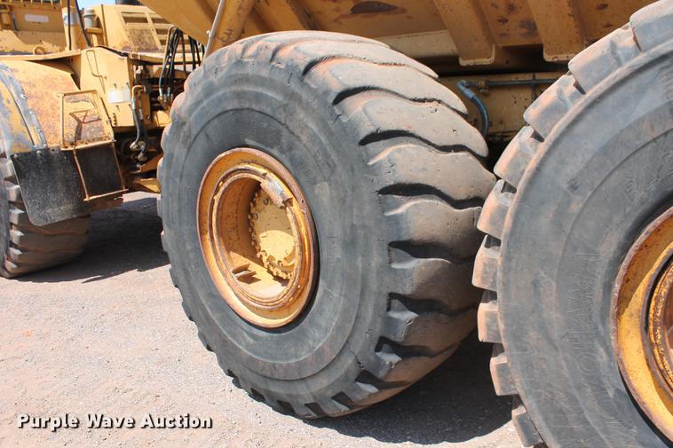 image for item DD5225 1993 Caterpillar D400D articulated haul truck