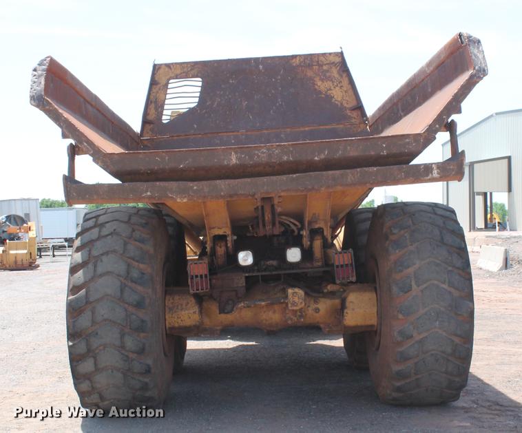 image for item DD5226 1993 Caterpillar D400D articulated haul truck