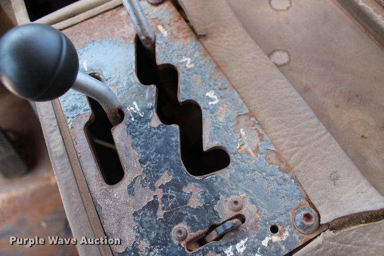 image for item DD5226 1993 Caterpillar D400D articulated haul truck