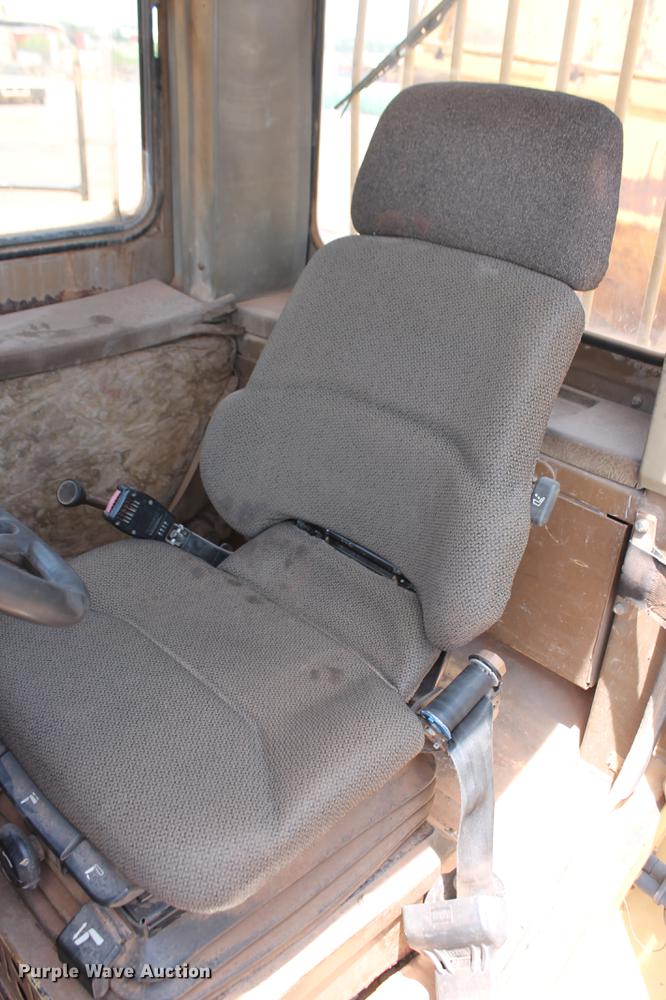 image for item DD5226 1993 Caterpillar D400D articulated haul truck