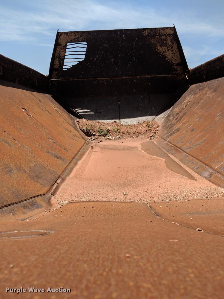 image for item DD5226 1993 Caterpillar D400D articulated haul truck