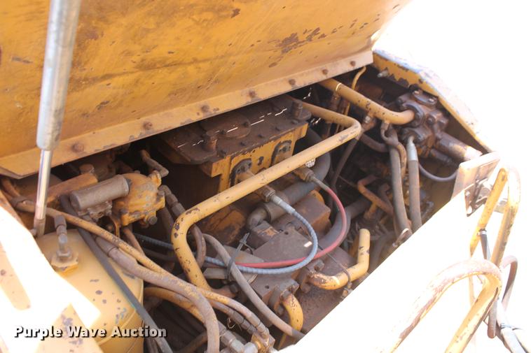 image for item DD5226 1993 Caterpillar D400D articulated haul truck