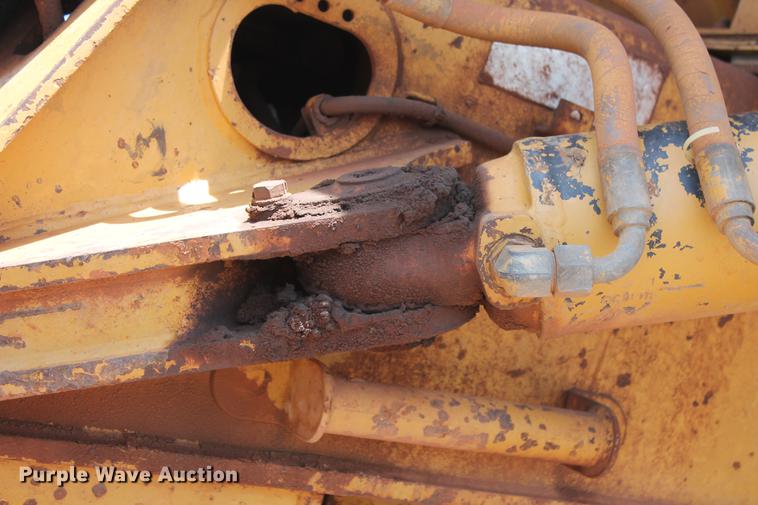 image for item DD5226 1993 Caterpillar D400D articulated haul truck