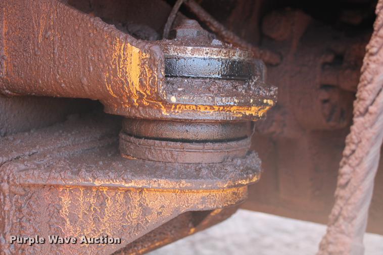 image for item DD5226 1993 Caterpillar D400D articulated haul truck