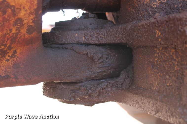 image for item DD5226 1993 Caterpillar D400D articulated haul truck