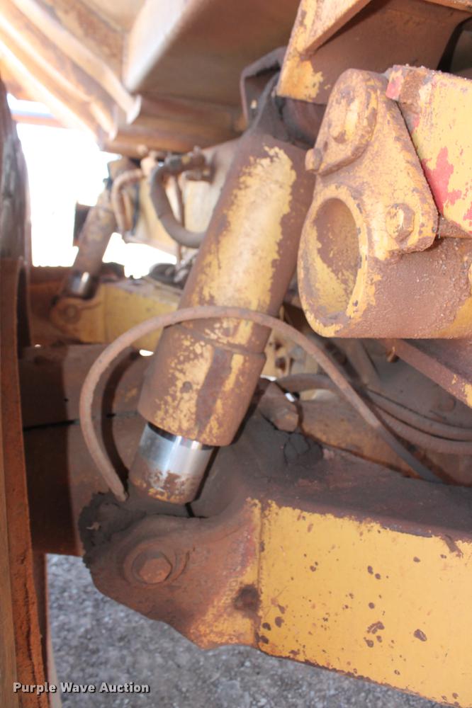 image for item DD5226 1993 Caterpillar D400D articulated haul truck