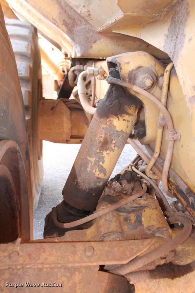 image for item DD5226 1993 Caterpillar D400D articulated haul truck