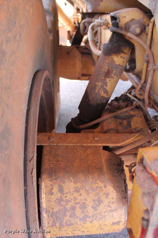 image for item DD5226 1993 Caterpillar D400D articulated haul truck