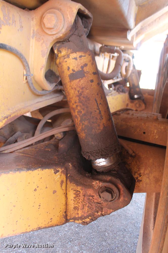 image for item DD5226 1993 Caterpillar D400D articulated haul truck