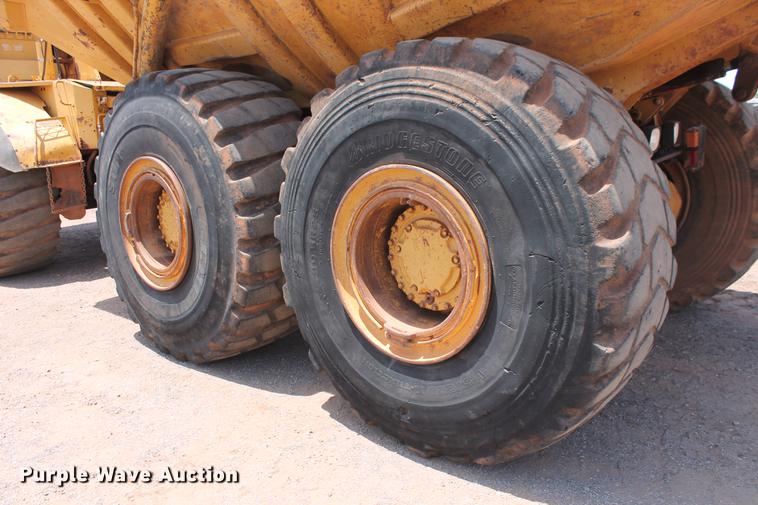 image for item DD5226 1993 Caterpillar D400D articulated haul truck