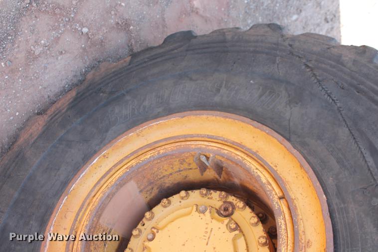 image for item DD5226 1993 Caterpillar D400D articulated haul truck