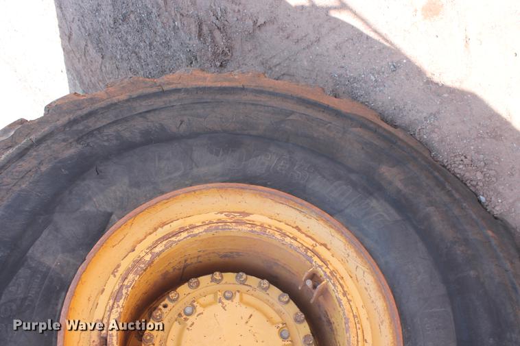 image for item DD5226 1993 Caterpillar D400D articulated haul truck