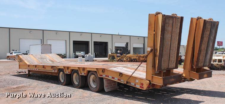 image for item DD5228 2006 Trail Boss 50T drop deck equipment trailer