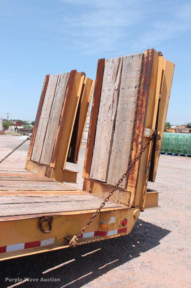 image for item DD5228 2006 Trail Boss 50T drop deck equipment trailer