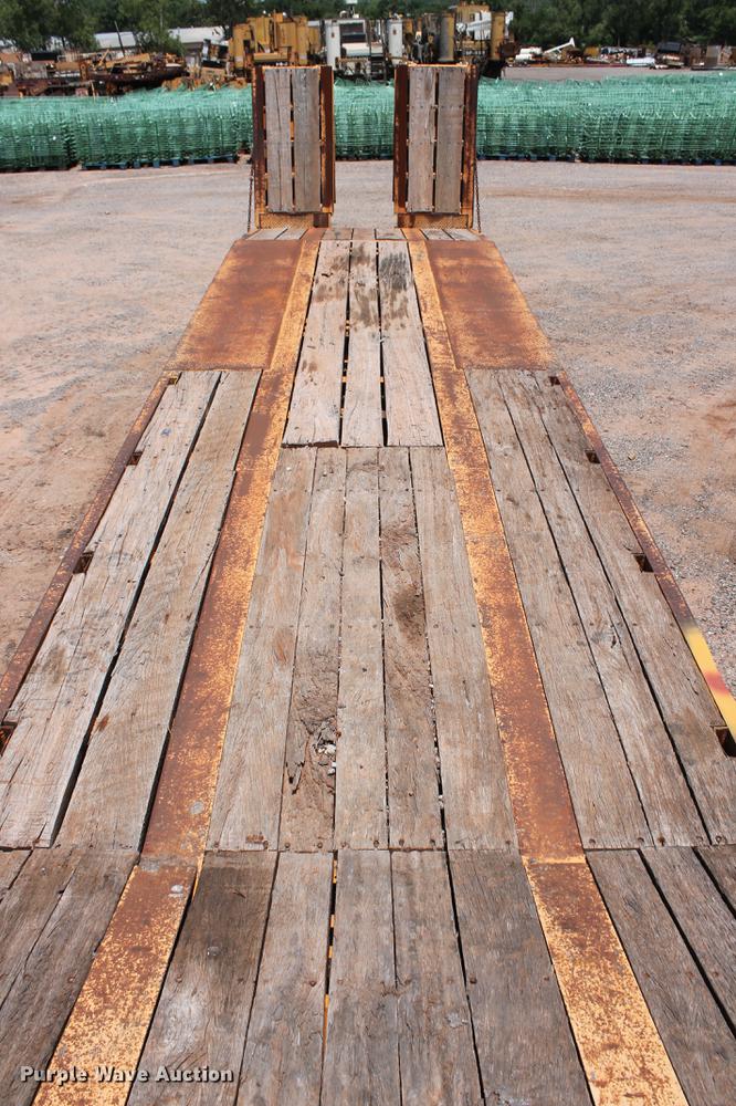 image for item DD5228 2006 Trail Boss 50T drop deck equipment trailer