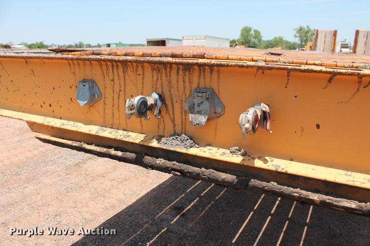 image for item DD5228 2006 Trail Boss 50T drop deck equipment trailer