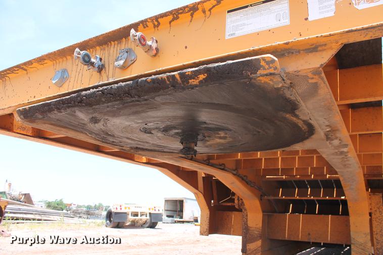 image for item DD5228 2006 Trail Boss 50T drop deck equipment trailer
