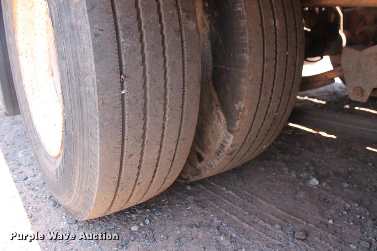 image for item DD5228 2006 Trail Boss 50T drop deck equipment trailer