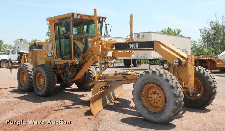 image for item DD5230 1997 Caterpillar 140H VHP motor grader