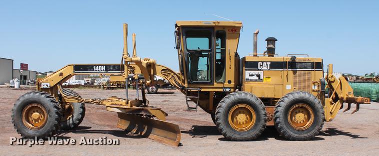 image for item DD5230 1997 Caterpillar 140H VHP motor grader