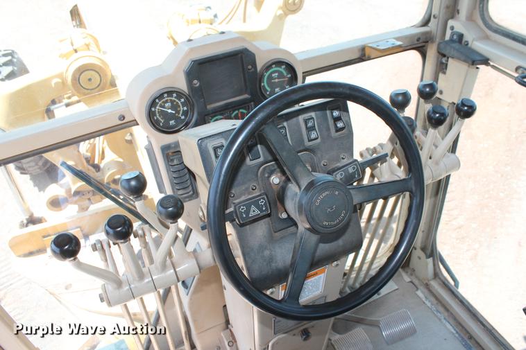image for item DD5230 1997 Caterpillar 140H VHP motor grader