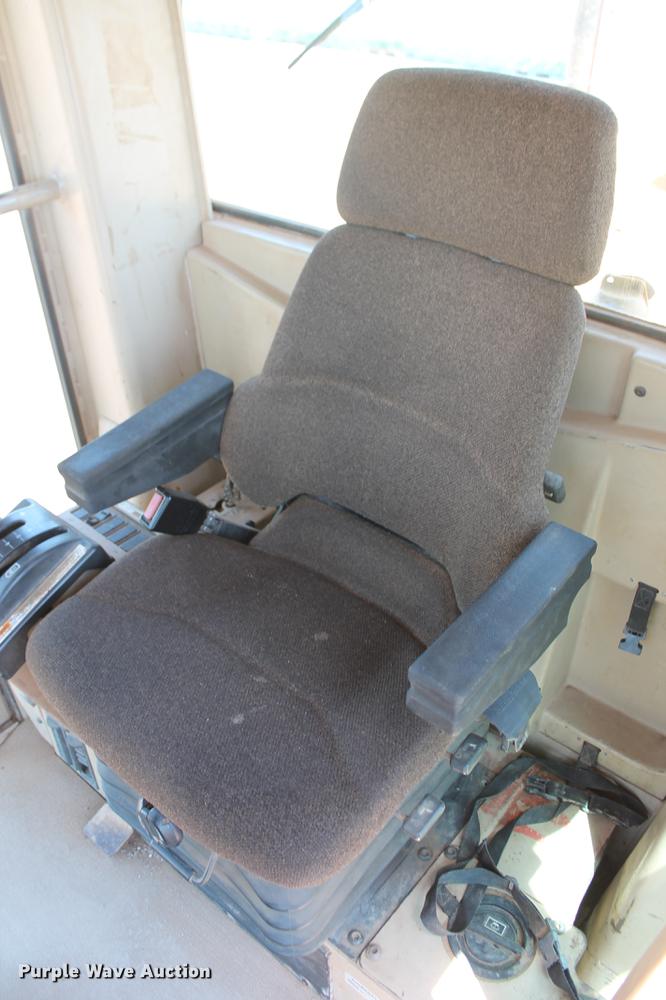 image for item DD5230 1997 Caterpillar 140H VHP motor grader