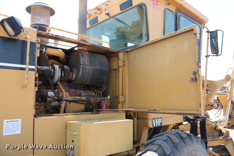 image for item DD5230 1997 Caterpillar 140H VHP motor grader