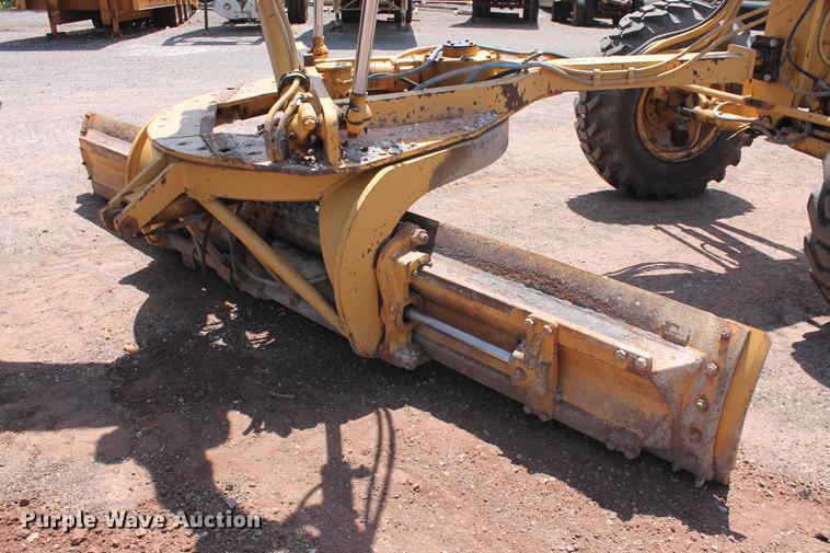 image for item DD5230 1997 Caterpillar 140H VHP motor grader