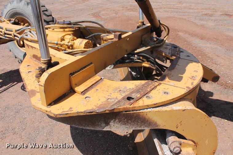 image for item DD5230 1997 Caterpillar 140H VHP motor grader