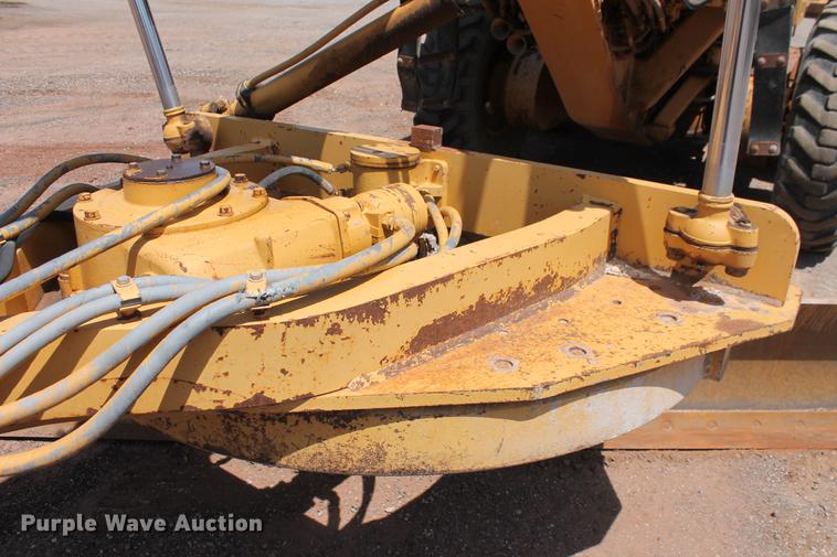 image for item DD5230 1997 Caterpillar 140H VHP motor grader