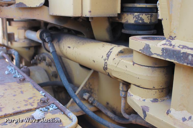 image for item DD5230 1997 Caterpillar 140H VHP motor grader