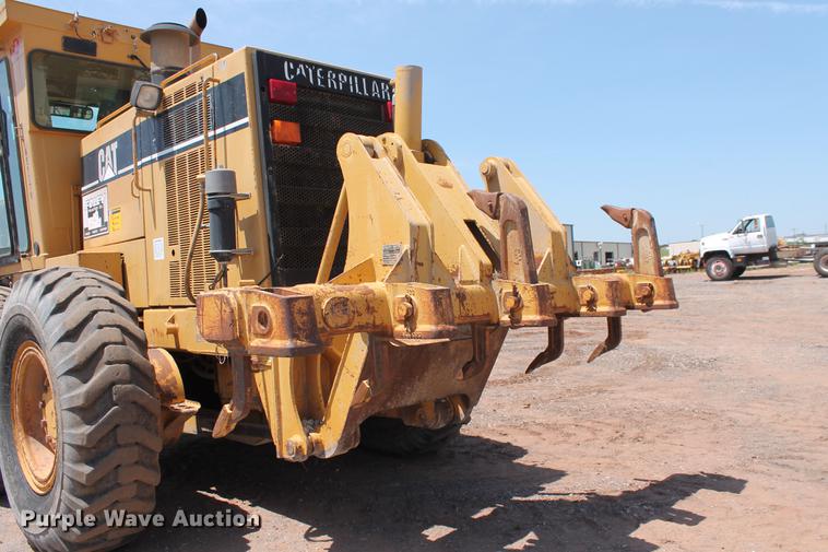 image for item DD5230 1997 Caterpillar 140H VHP motor grader