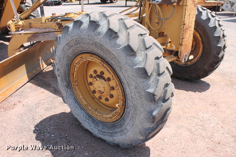image for item DD5230 1997 Caterpillar 140H VHP motor grader