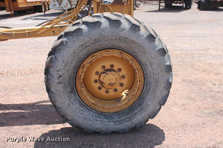 image for item DD5230 1997 Caterpillar 140H VHP motor grader