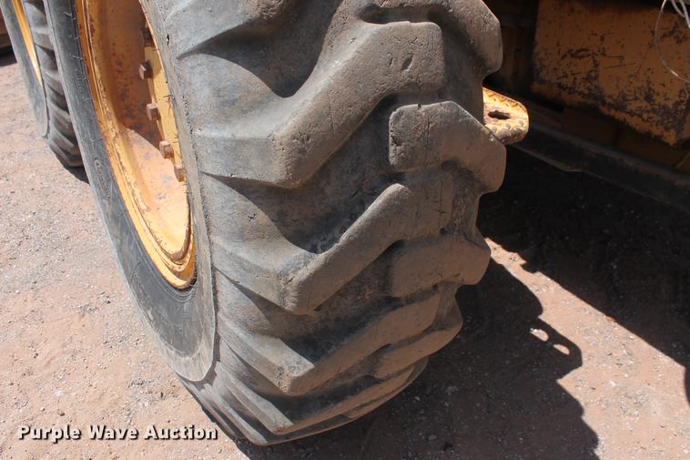 image for item DD5230 1997 Caterpillar 140H VHP motor grader