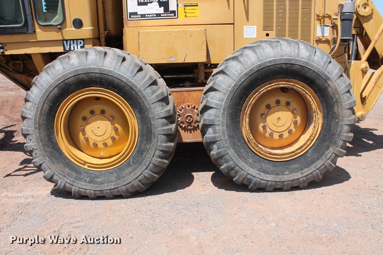 image for item DD5230 1997 Caterpillar 140H VHP motor grader