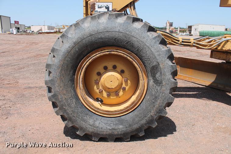 image for item DD5230 1997 Caterpillar 140H VHP motor grader