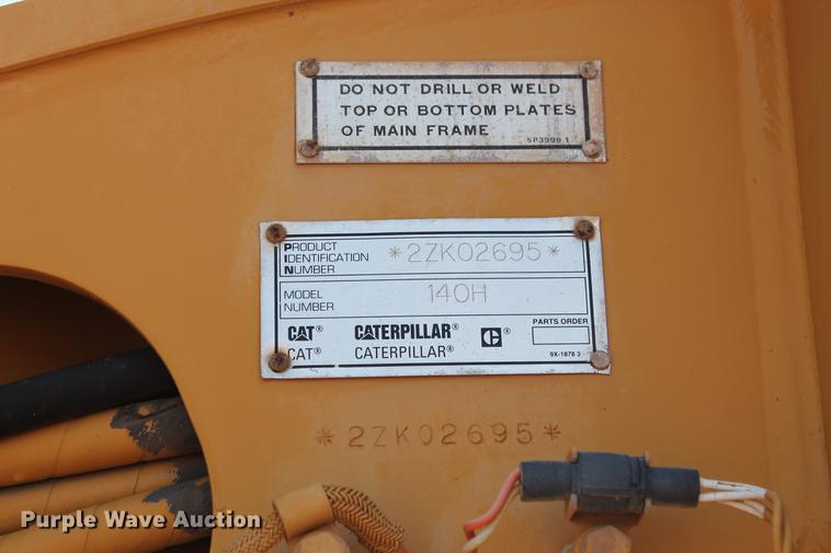 image for item DD5230 1997 Caterpillar 140H VHP motor grader