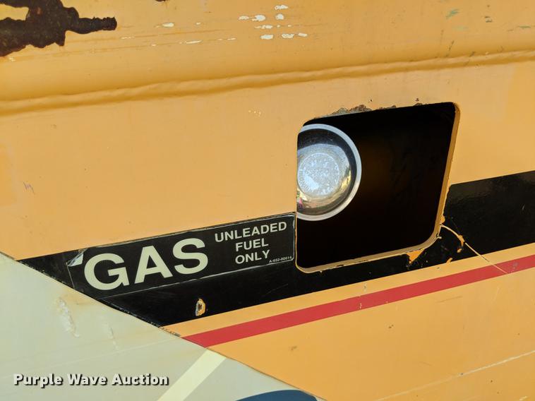 image for item DD5231 2006 Broderson IC-200-3F crane