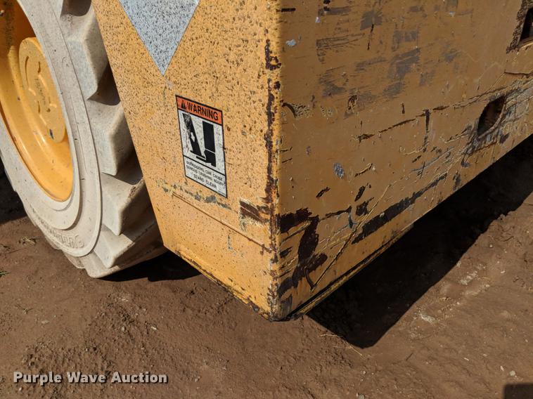 image for item DD5231 2006 Broderson IC-200-3F crane